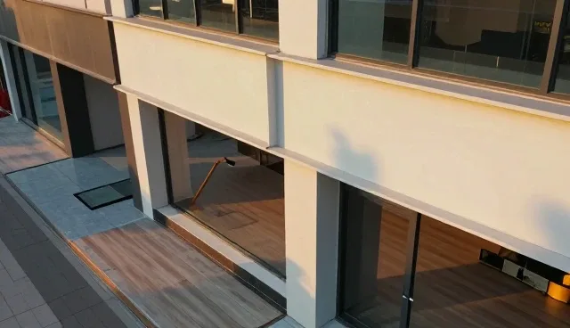 装饰工程时代下办公空间装修应用价值分析